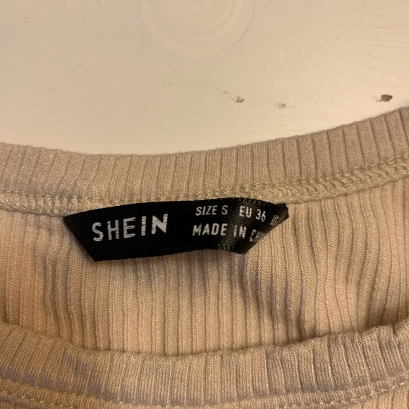 Shein top - Picture 2 of 2
